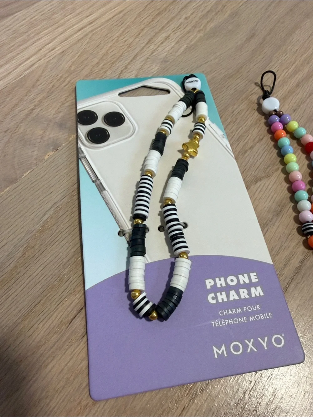 MOXYO Phone Charms (2)